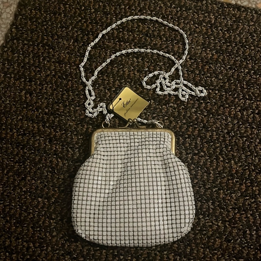 Ellka, Vintage white metal chrome purse